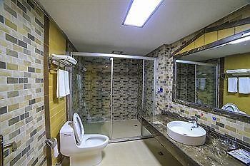 Ancient South Gate Hotel - Гуйлинь Экстерьер фото
